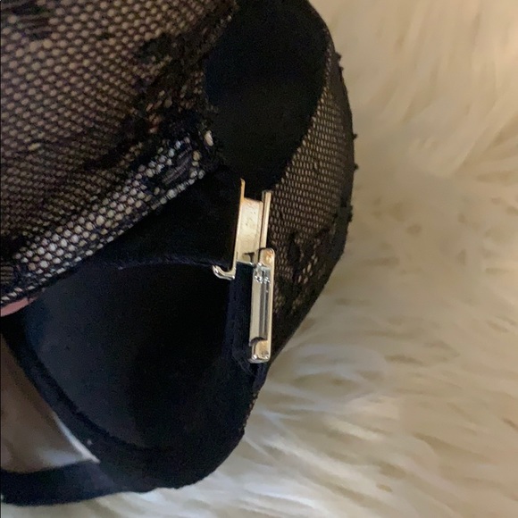 Victoria’s Secret front close racerback bra 🌟 - Picture 2 of 4